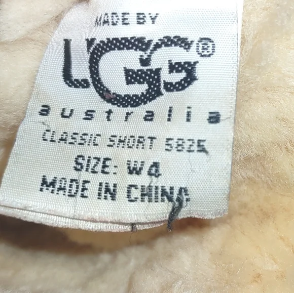 UGGS boot classic short kids sz W4. Logo snow warm lined Leather faux fur - Picture 8 of 9
